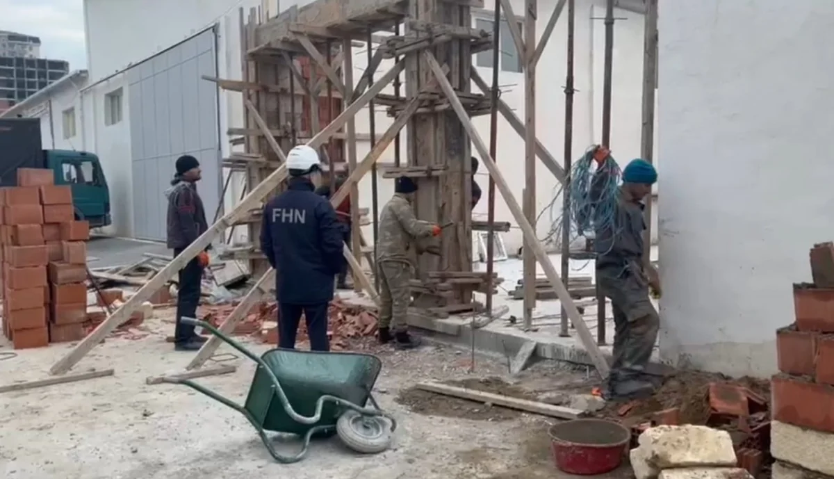 В Ясамальском районе снесен незаконно построенный объект