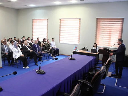 Azərbaycan klublarına lisenziyalar təqdim olunub