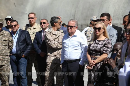 Foreign diplomats view works done on Ahmadbayli-Fuzuli-Shusha highway 