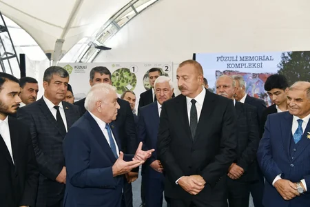 Prezident Füzuli rayon ictimaiyyətinin nümayəndələri ilə görüşüb - TAM MƏTN