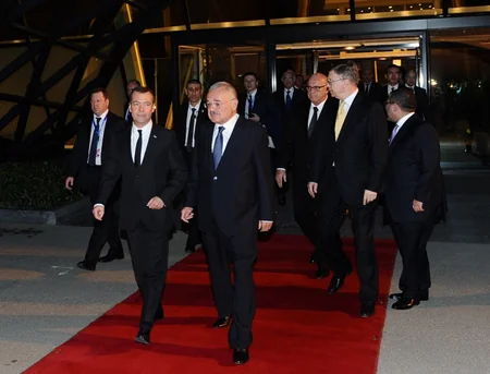 Rusiya baş nazirinin Azərbaycana səfəri başa çatıb