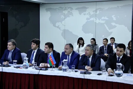 Azad Rəhimov Bişkekdə Türk Şurası Gənclər və İdman nazirlərinin iclasında təkliflə çıxış edib