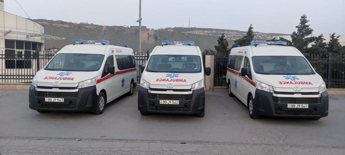 ООН подарила Минздраву Азербайджана 3 машины скорой помощи