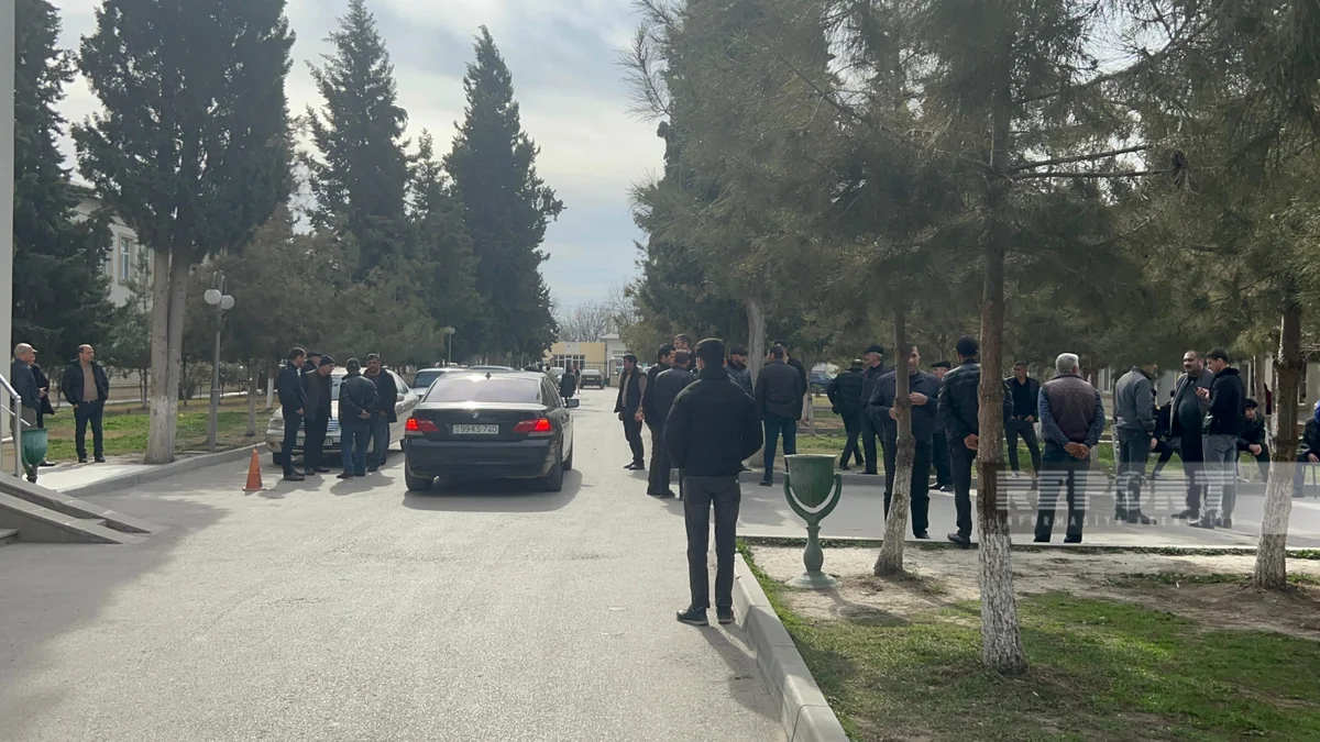 Kürdəmir sakini anası və qonşusunu qətlə yetirib, bir nəfəri isə ağır yaralayıb - YENİLƏNİB-2