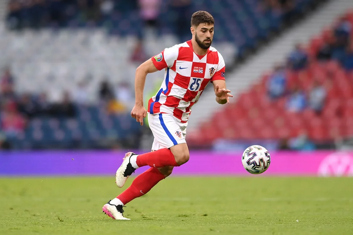 Mançester Siti xorvatiyalı futbolçu ilə razılığa gəlib