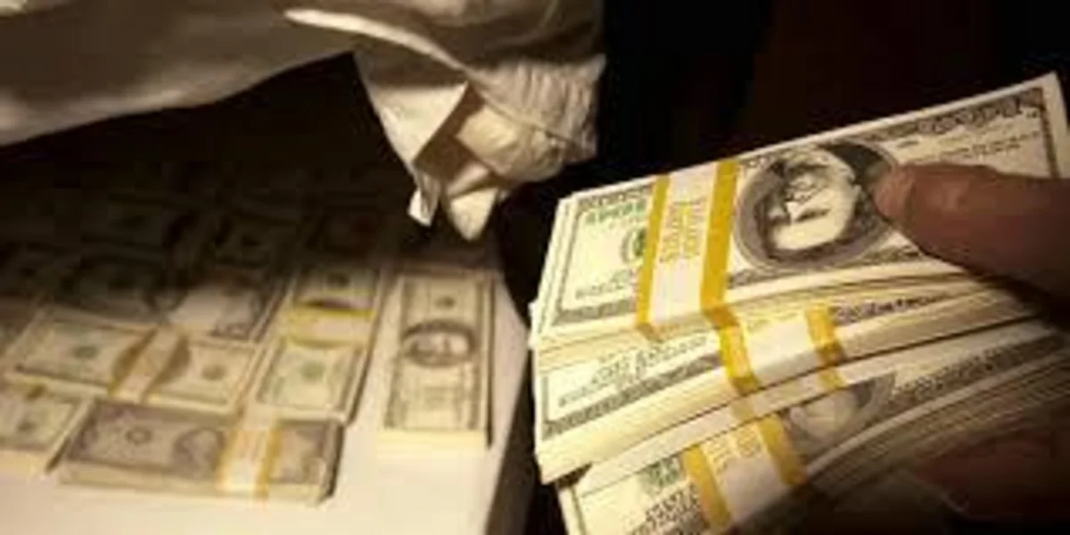 Министр финансов США объяснил исчезновение 1,5 трлн долларов наличными