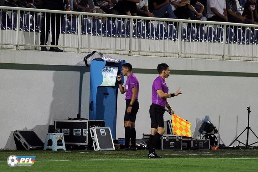 İntizam Məcəlləsində dəyişiklik: VAR monitoruna yaxınlaşanlar cəzalanacaq