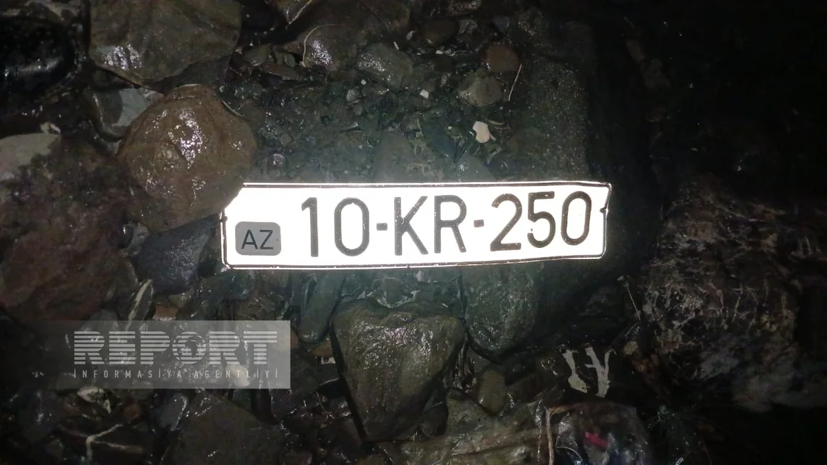 İsmayıllıda avtomobil körpüdən aşaraq yanıb, xəsarət alanlar var