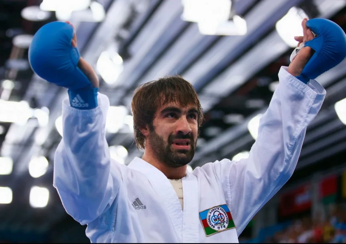 Rafael Ağayev: Rəşad Sadıqovun karyerasını bitirdiyinə inanmıram