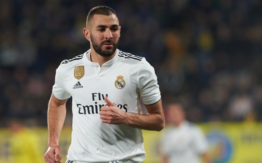 Kərim Benzema qol sayında Ferents Puşkaşı geridə qoydu