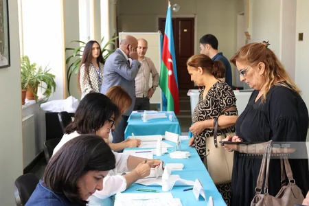 Səbaildə seçki məntəqəsinin sədri: İndiyə qədər neqativ hal qeydə alınmayıb