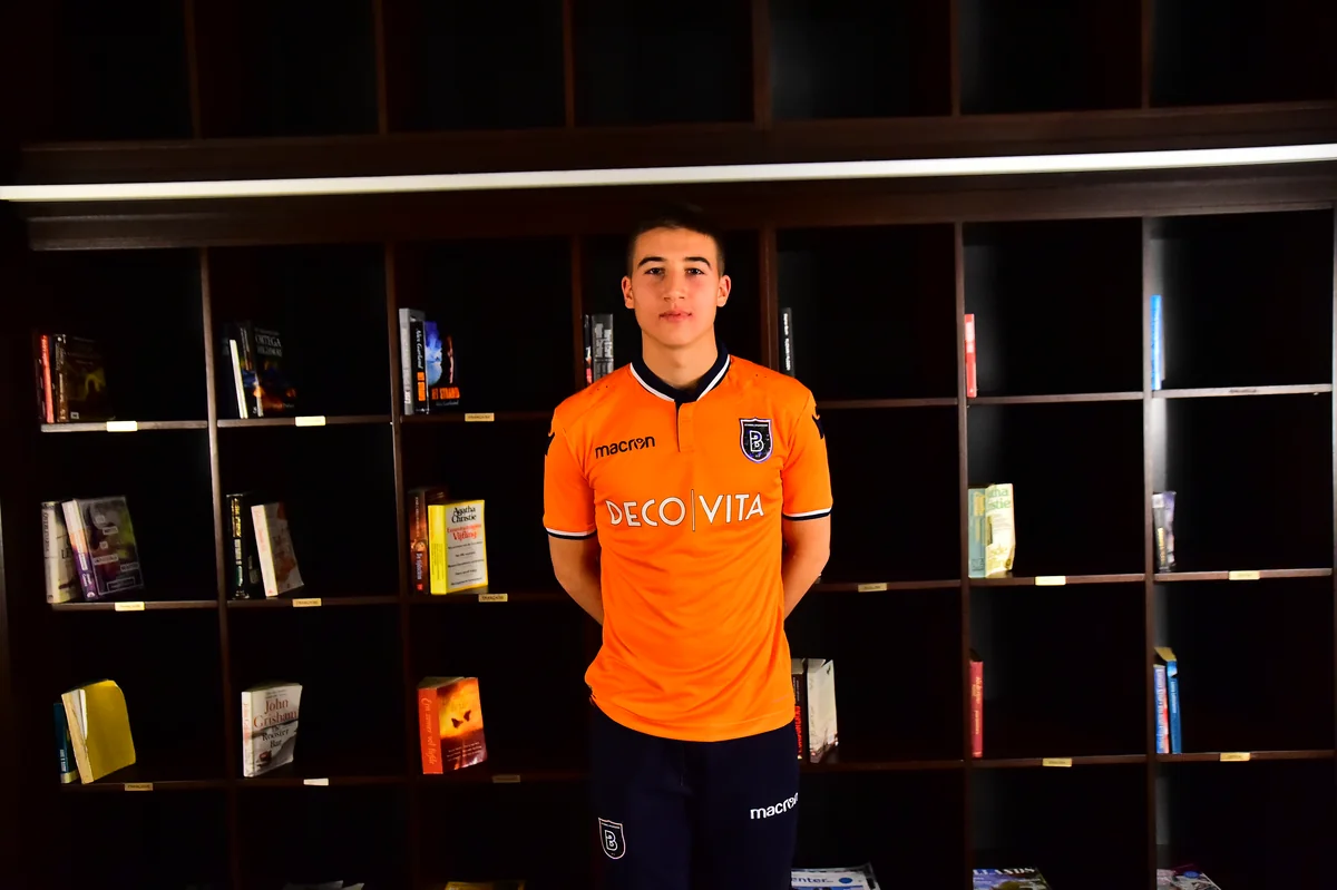 Нефтчи арендовал воспитанника Галатасарая