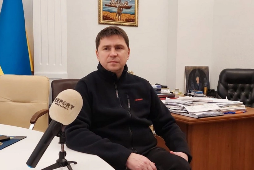 Podolyak İrandakı partlayışlardan danışıb: “Müharibə qatillər üçün ağır qanunlar qoyur”