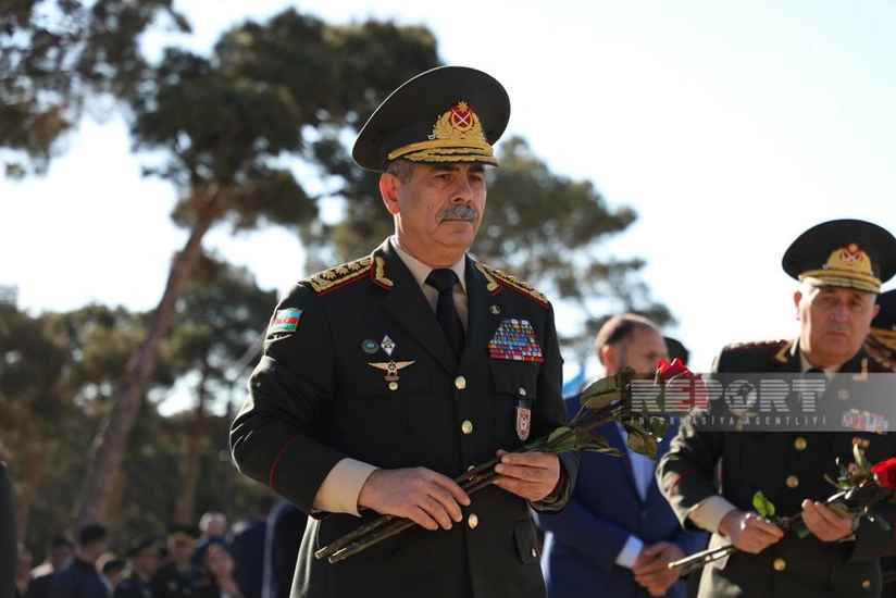 Zakir Hasanov offers his condolences to martyrs' families