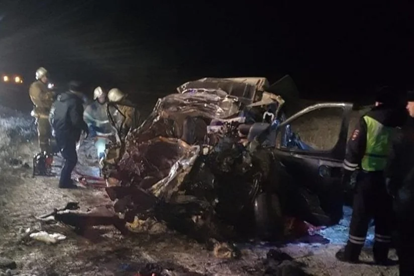 В Оренбургской области пять человек погибли в ДТП с фурой