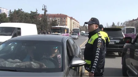 Sumqayıtda sürücü qadınlarla və piyadalarla bağlı qeyri-adi reyd keçirildi - FOTO