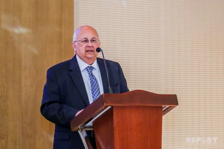 Bolqarıstanın keçmiş prezidenti: Dayanıqlı gələcəyi qurmağın yollarını aramalıyıq