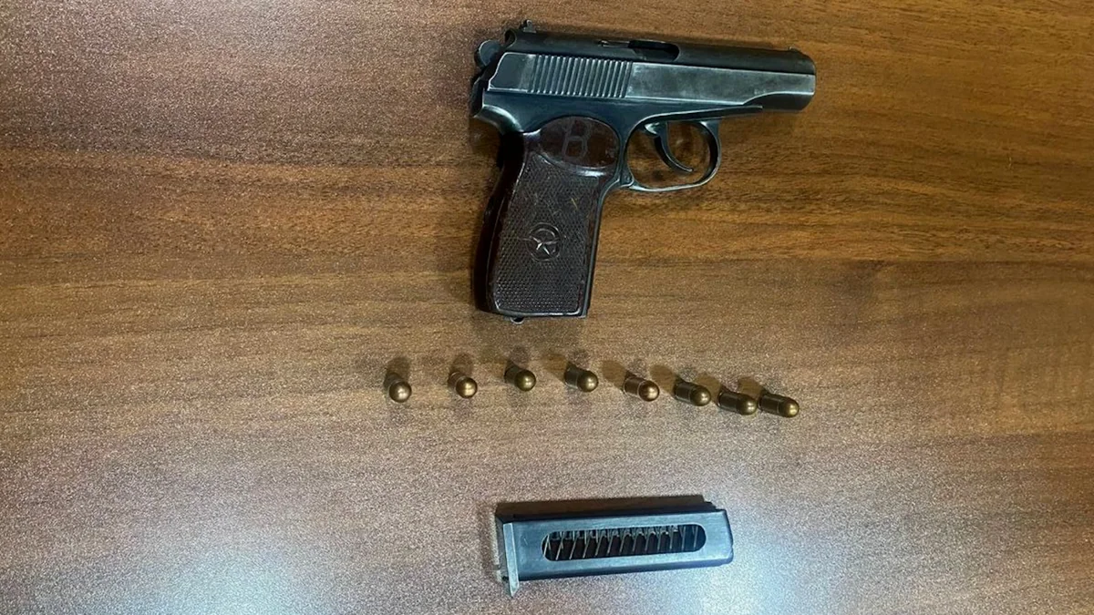 Binədə üzərində silah gəzdirən şəxs saxlanılıb