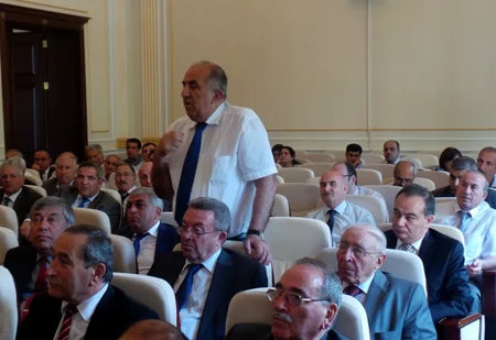 70 illik yubileylə bağlı AMEA-nın tarixi və strukturunu əks etdirən məlumat kitabı hazırlanır