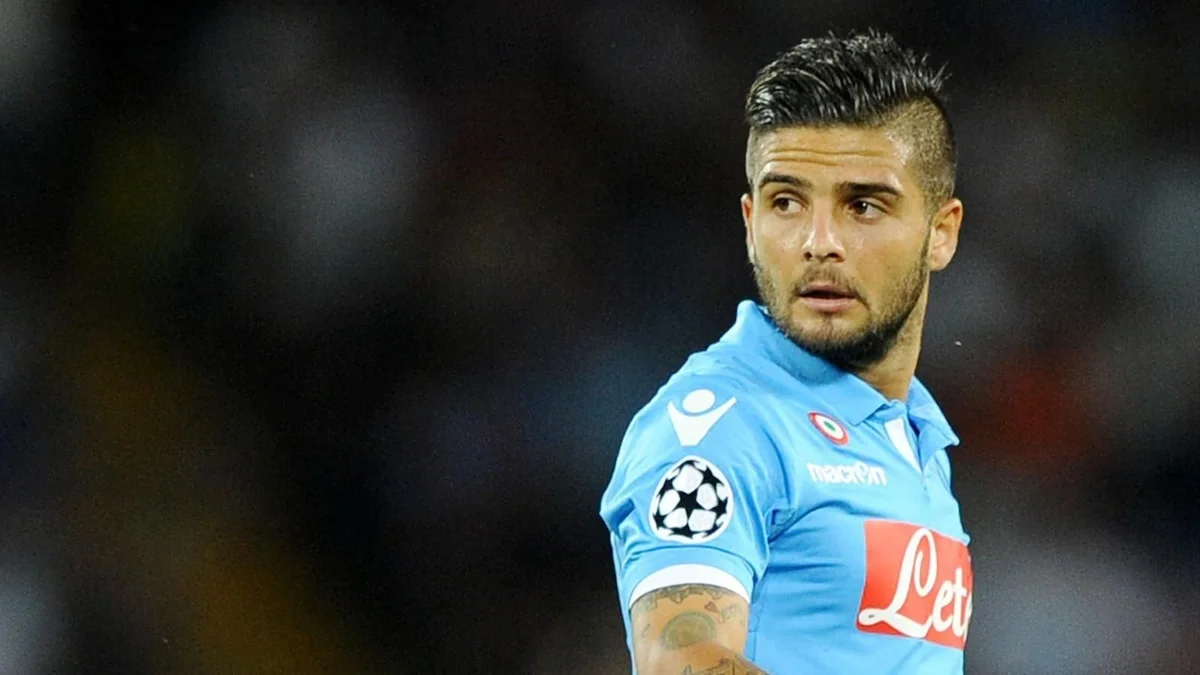 Napoli İnsinyeni 100 mln. avroya satmağa hazırdır