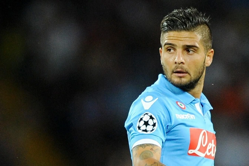 Napoli İnsinyeni 100 mln. avroya satmağa hazırdır