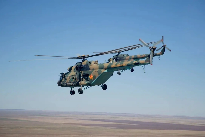 Qazaxıstanda hərbi helikopter radarlardan itib