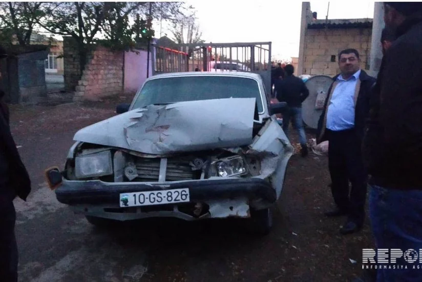 Kürdəmirdə QAZ-31 Toyota Pradoya çırpılıb - FOTO
