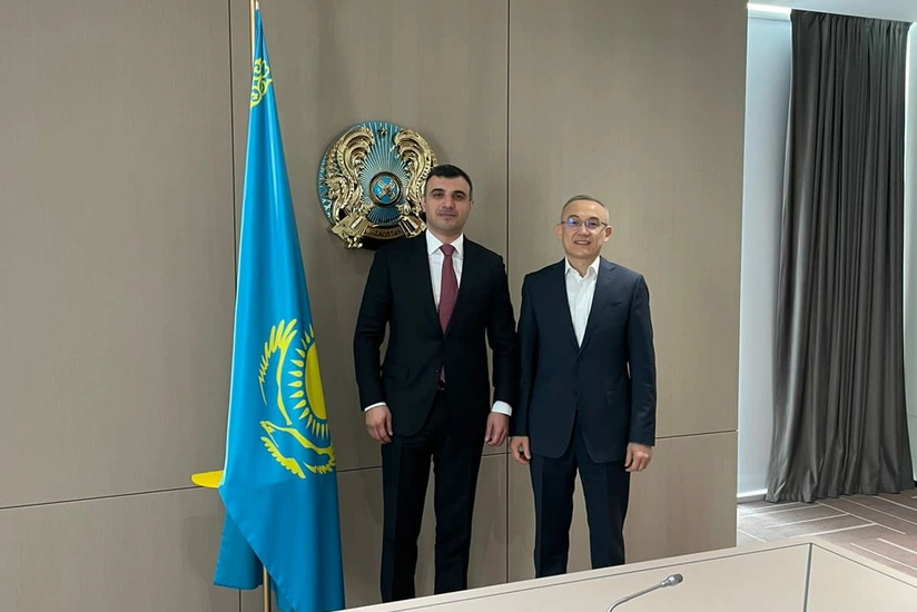 Azerbaijan, Kazakhstan mull creating digital currency