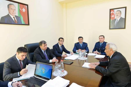 ​Vergilər naziri Oğuzda vətəndaşları qəbul edib
