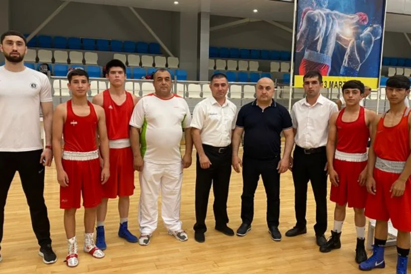 Tacikistan boksçuları Bakıda Azərbaycan yığması ilə döyüşlər keçirib