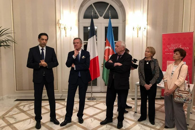 Parisdə Azərbaycan qadınlarına həsr edilmiş kitabın təqdimatı olub - FOTO