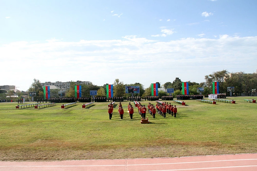 Xüsusi təyinatlı təhsil müəssisələrində andiçmə mərasimləri keçirilib