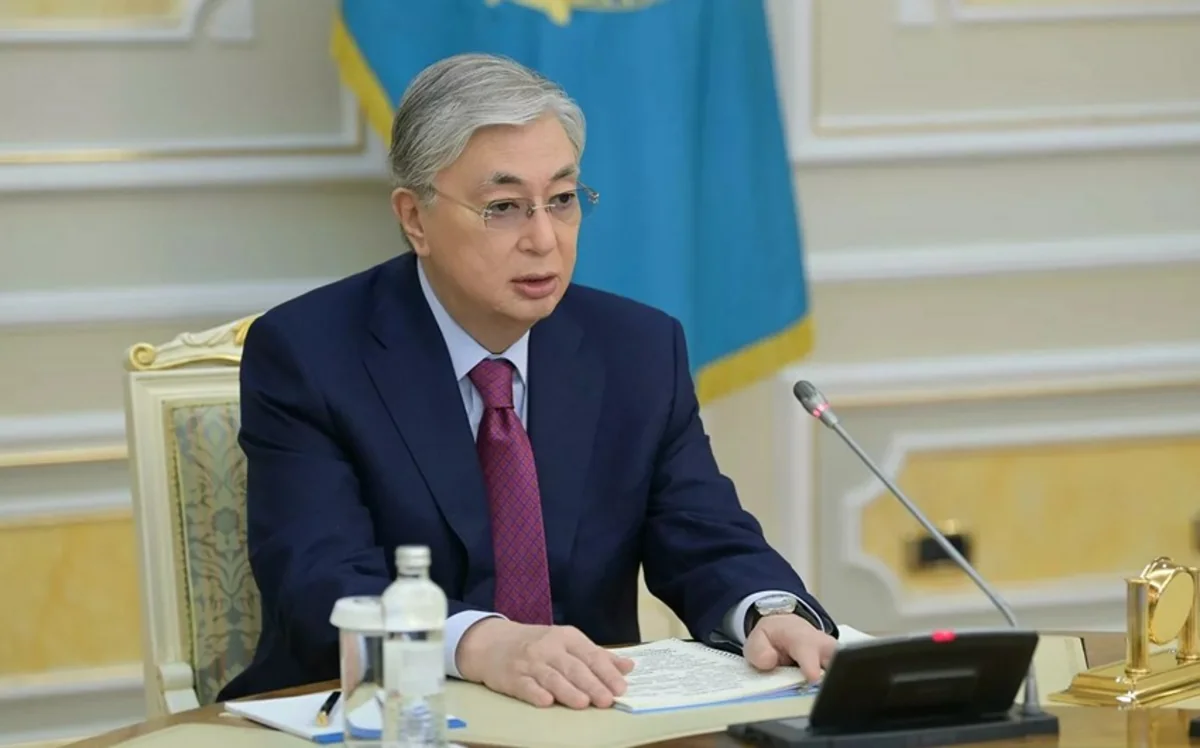 Токаев провел оперативное совещание Совбеза в связи с ситуацией в Украине