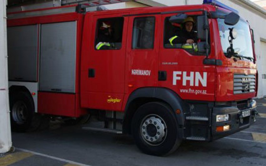 ​Sabunçu rayonunda avtomobil yanıb