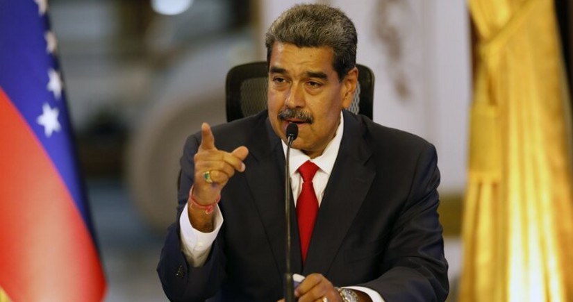 Maduro Salvador hakimiyyətini venesuelalı miqrantlara işgəncə verməkdə ittiham edib
