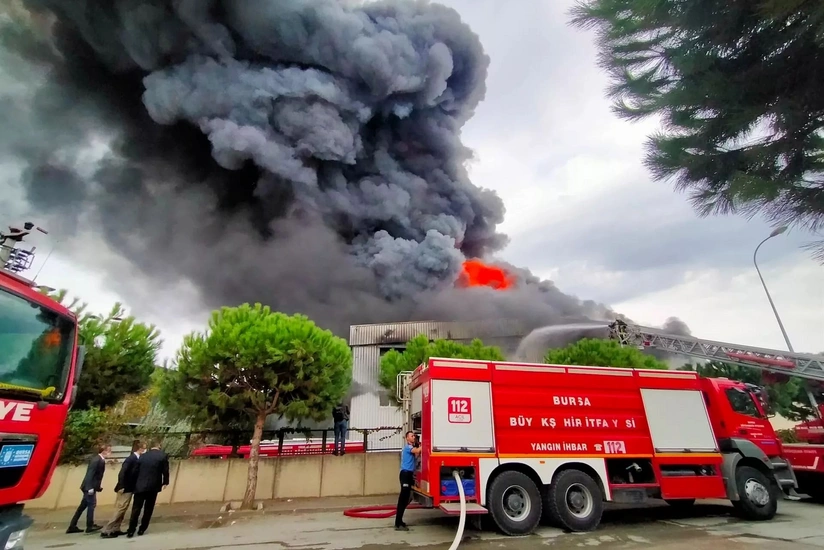 В Турции загорелась текстильная фабрика