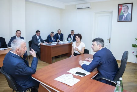İnam Kərimov Şəmkirdə vətəndaşları qəbul edib