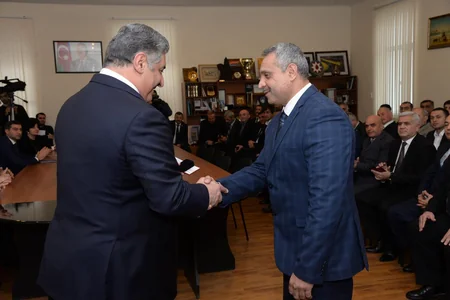 Gənclər və İdman Nazirliyində idman mütəxəssisləri mükafatlandırılıb - SİYAHI