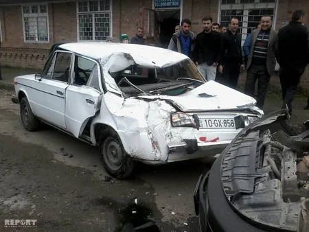 Lənkəranda zəncirvari qəza olub, xəsarət alanlar var - FOTO