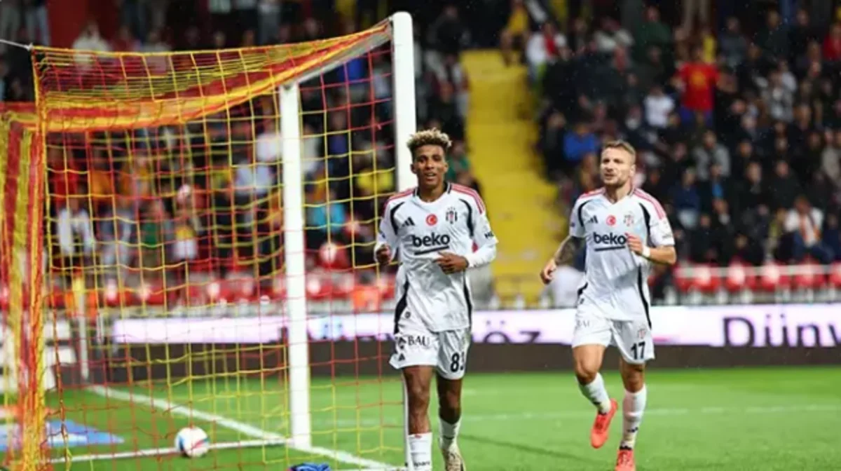 Türkiyə Superliqasında Beşiktaş növbəti qələbəsini qazanıb