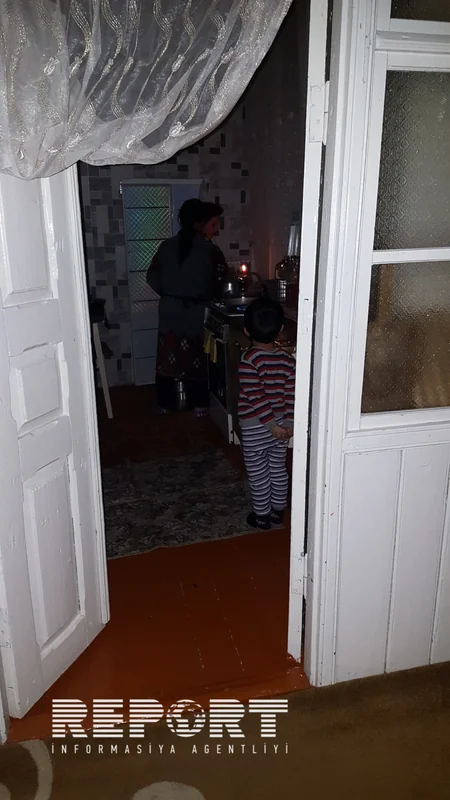​Güclü külək Salyan şəhərini və kəndləri işıqsız qoyub - FOTO