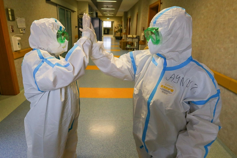 Азербайджанские врачи, ведущие героическую борьбу с коронавирусом - ФОТОРЕПОРТАЖ