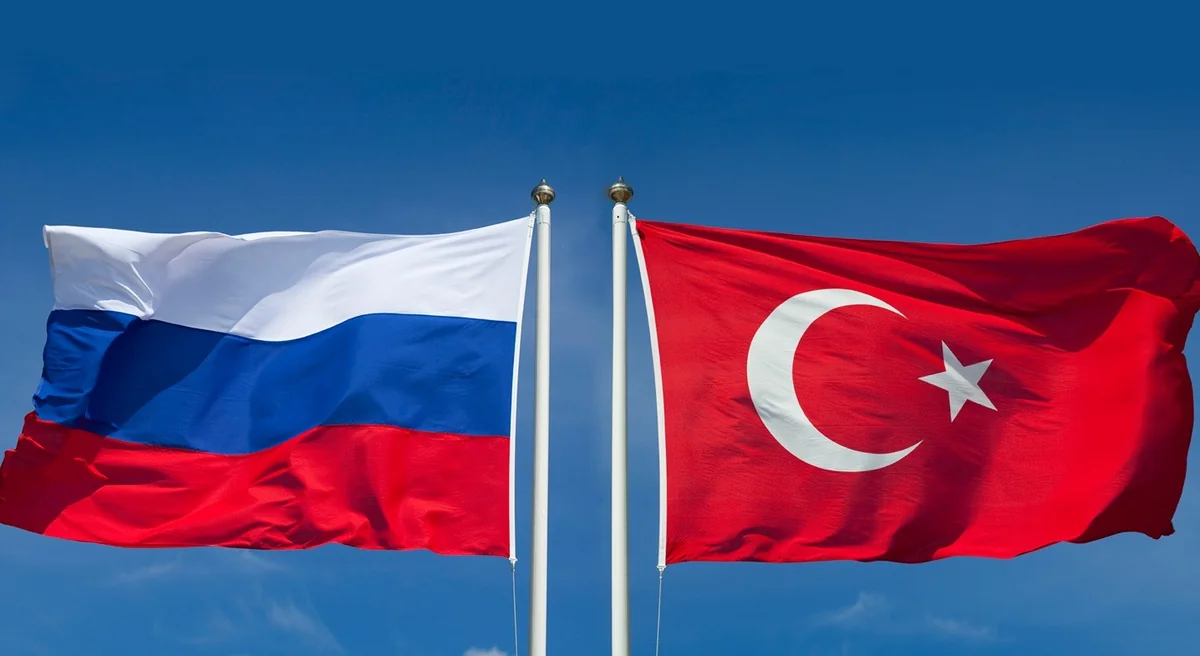 Встреча глав МИД и минобороны России и Турции пройдет завтра в формате 2+2