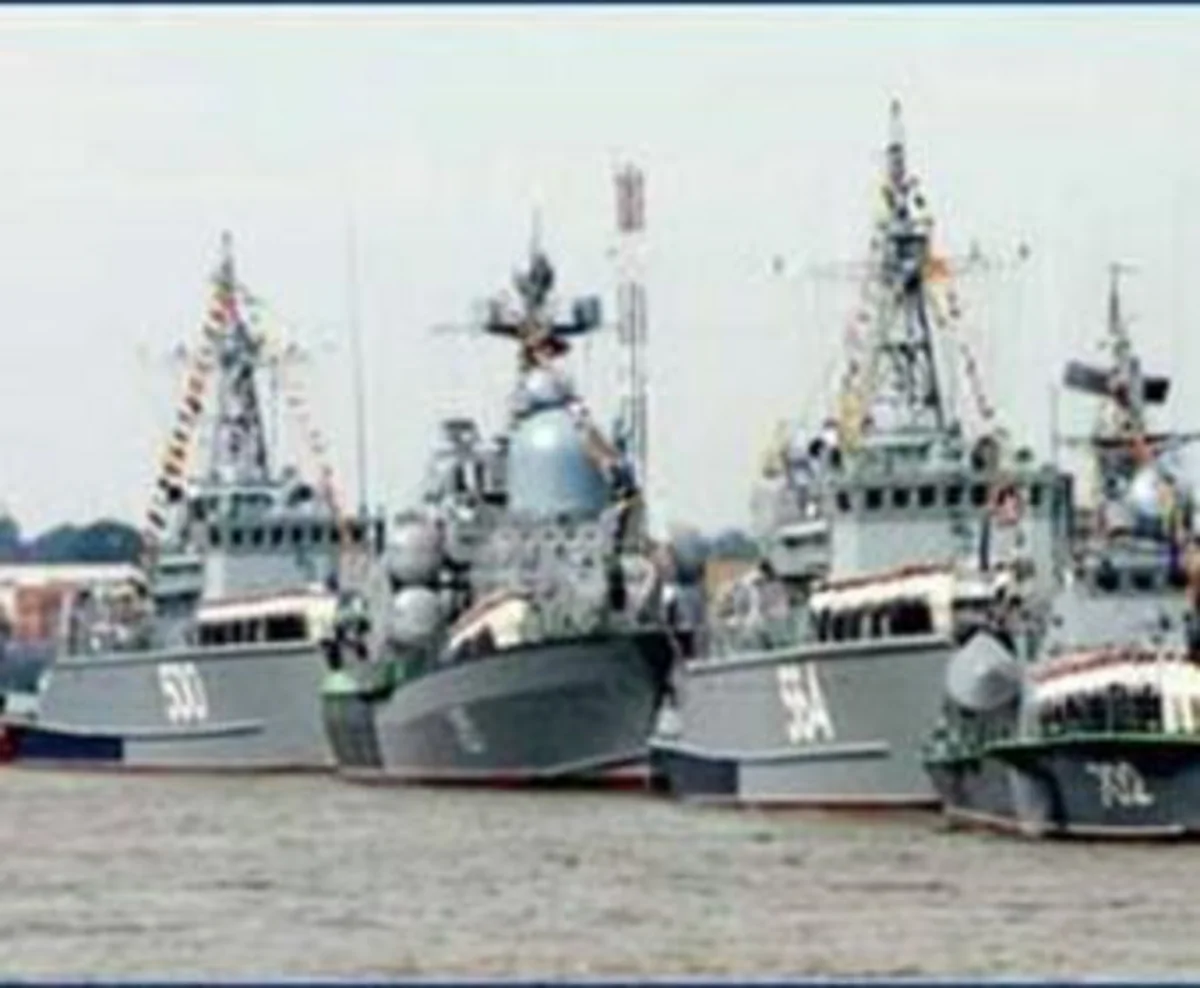Отряд ракетных кораблей Каспийской флотилии РФ посетит порты Азербайджана и Ирана