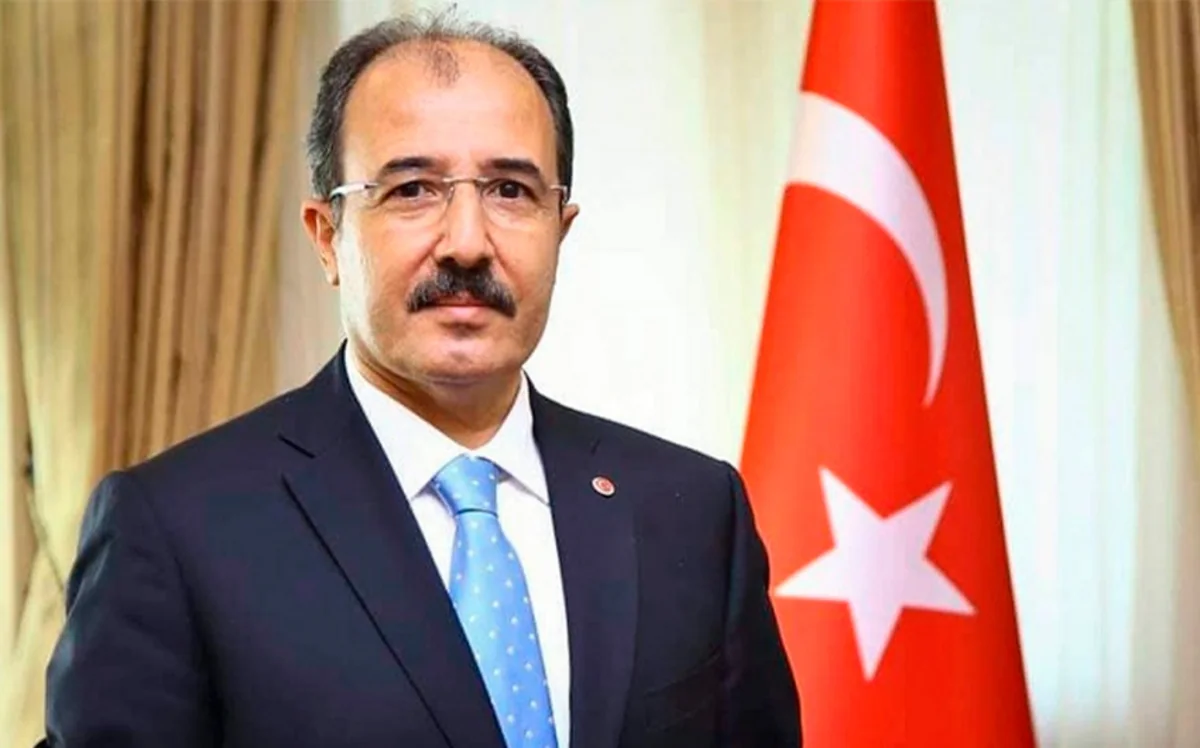 Turkish ambassador thanks Azerbaijani airline