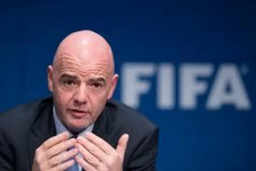 FIFA prezidenti fitə basılıb - VİDEO