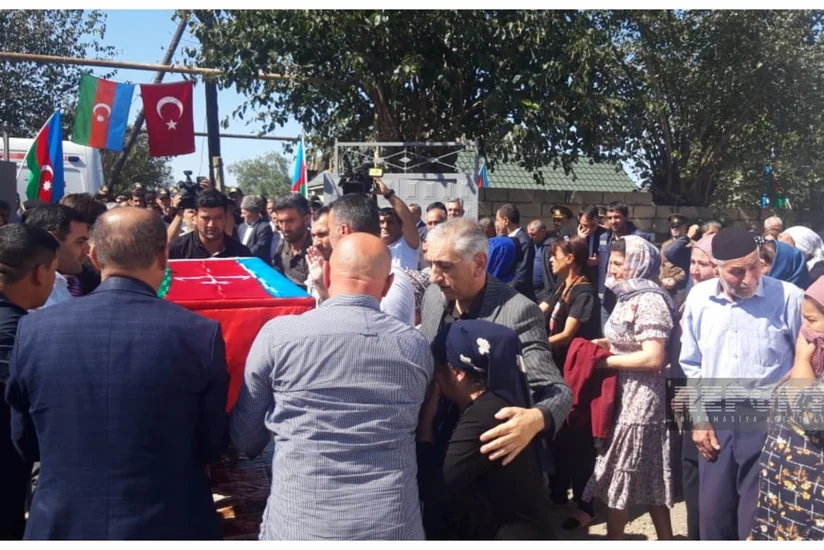 Füzulidə itkin düşən hərbçi 30 il sonra Biləsuvarda dəfn olunub  - YENİLƏNİB