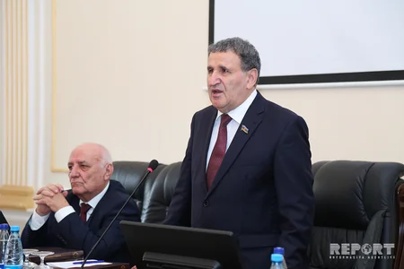 “Prezident sərəncamının işığında: Azərbaycan Xalq Cümhuriyyəti - 100” mövzusunda elmi konfrans keçirilib
