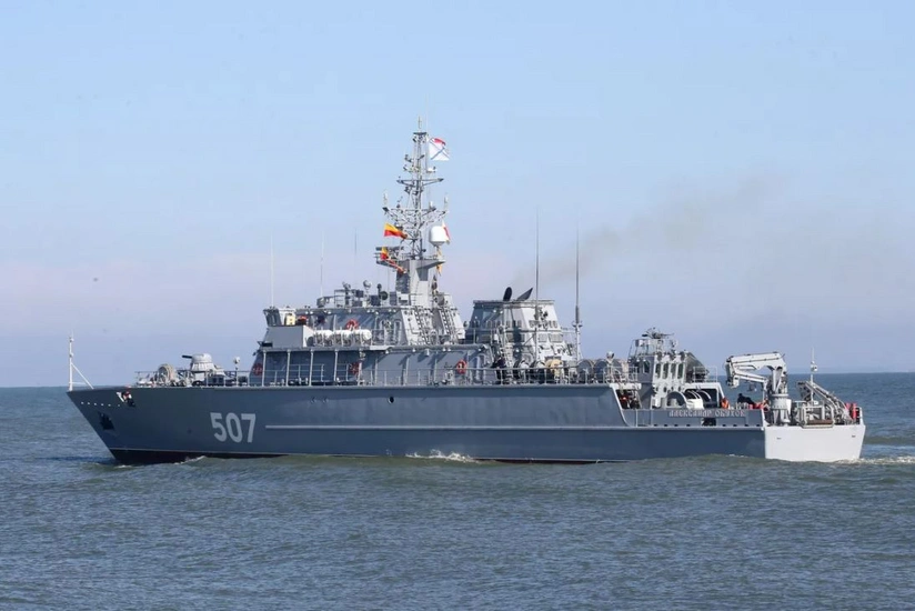 Более десяти российских кораблей вышли на учения в Балтийском море