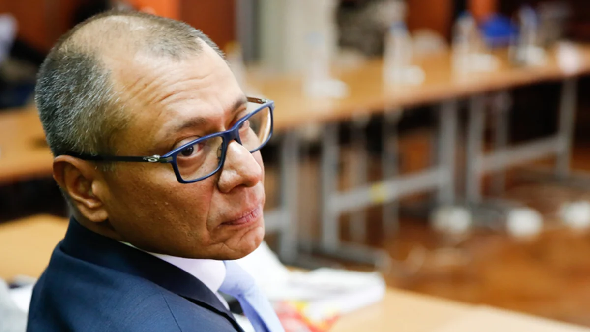Суд разрешил  бывшему вице-президенту Эквадора покинуть тюрьму